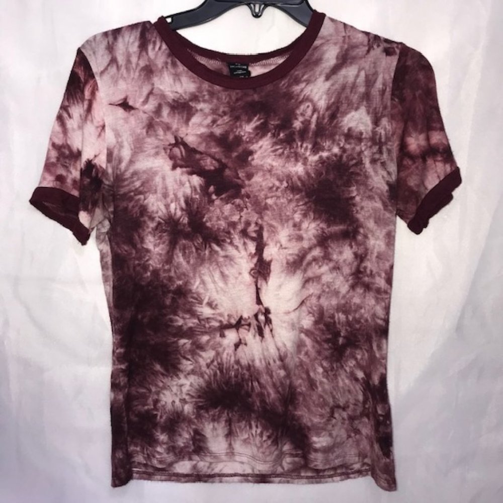 This&More Maroon Tie Die Top